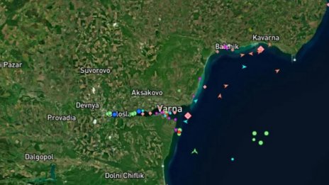 Ударен от дрон кораб пристига във Варна
