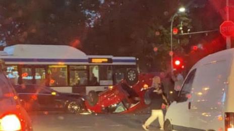 Няма ранени при вчерашната катастрофа в центъра на Варна