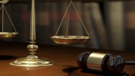 Адвокатите искат да заверяват документи