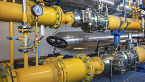 ЕС плаща на Полша да се върже за газ от Германия 