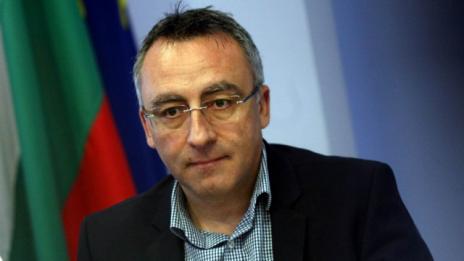 Извинените и неизвинени отсъствия стават „уважителни“ и „неуважителни“