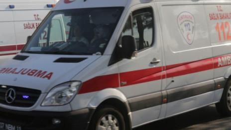 Трима загинаха, автобус се вряза в спирка в Анкара