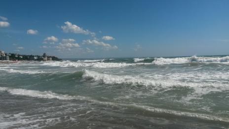 Мъж стана жертва на бурното море