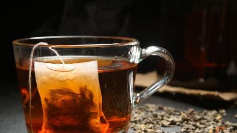 Не пийте много горещ чай, удвоява риска от рак на хранопровода