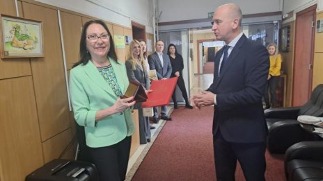 Пенсионира се най-дългогодишният граждански съдия в Апелативен съд - Варна	