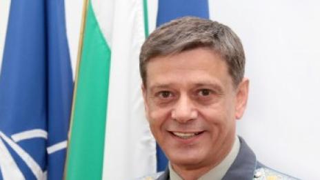 Предлагат Константин Попов за шеф на отбраната