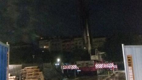 Запалиха кранът, който демонтираше "1300 години България"