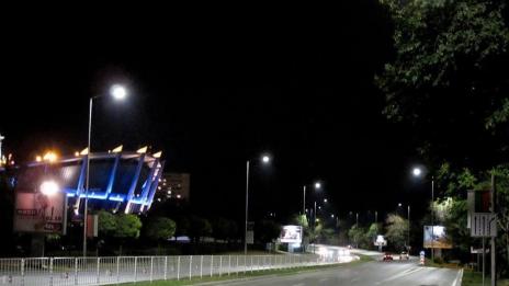 Модернизират уличното осветление в "Младост" във Варна