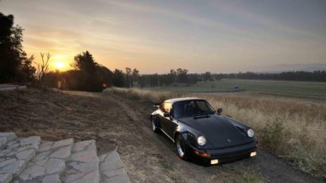 Продават последното Porsche на Стийв Макуин