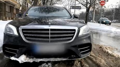 Нагласена обществена поръчка и... "Мерцедес" за кмета на Хаджидимово