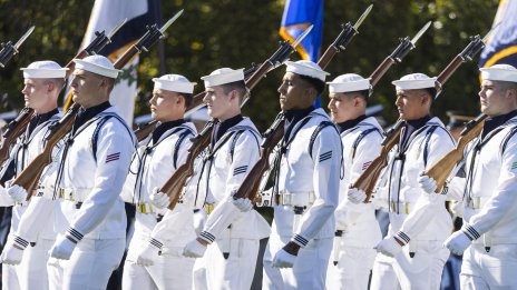 Мистериозен дарител даде $130 млн. на Пентагона