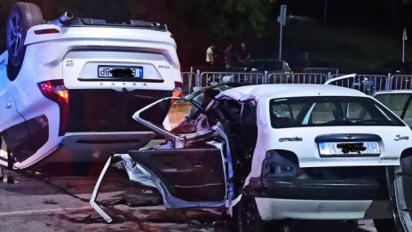 Дрогиран тийнейджър уби жена и рани друга при катастрофа в Шумен 