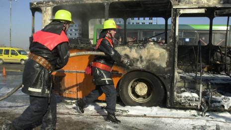 Автобус изгоря в Ришкия проход, няма пострадали