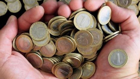Най-ниската минимална заплата в ЕС е у нас, най-високата в Люксембург