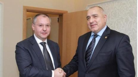 Борисов до Станишев: Давате поводи за гордост на България! 