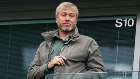 Роман Абрамович се оттегля от "Челси"
