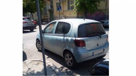 Майка с количка отмъсти на нагло паркирал шофьор във Варна