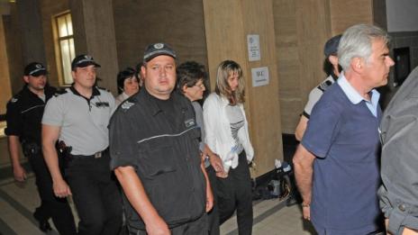 Главната касиерка и зам.-главна счетоводителка на КТБ остават в ареста