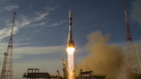 Русия ще инвестира 750 млрд. рубли в трите си космодрума