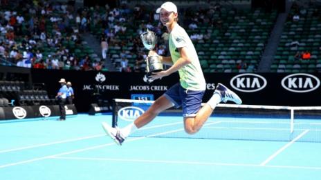 Синът на тенис легенда спечели Australian Open при юношите