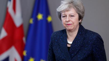 Мей ще се среща с Юнкер – пак разговори за Brexit