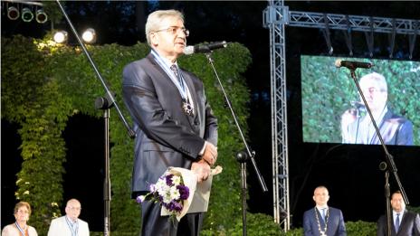 Проф. д-р Красимир Иванов вече официално е "Почетен гражданин на Варна"