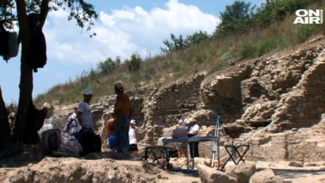 МС отпусна още 100 000 лв. за разкопките в Хераклея Синтика  