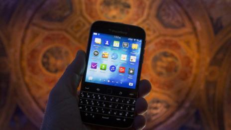 BlackBerry настоява за закон за защита на приложенията