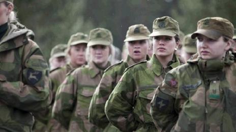 Казармата за жените в Норвегия задължителна от днес
