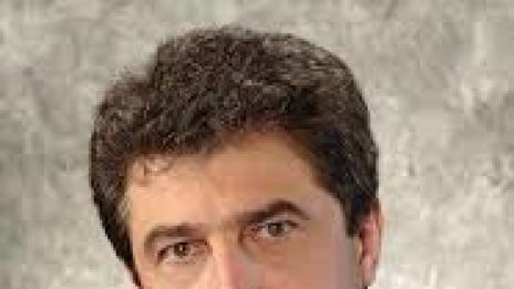Пуснаха Цветан Василев срещу „подписка”