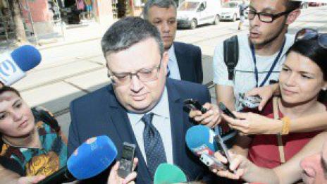 Нелегалната миграция поражда опасност от радикални идеи у нас