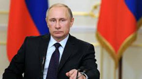 Путин няма намерение да променя конституцията, за да се вкопчи във властта