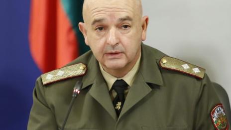 Ген. Мутафчийски: Извънредните мерки вървят към провал