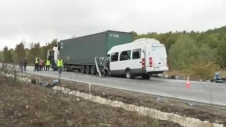 6 години затвор за Октавиан в чийто тир се блъсна бус и загинаха трима