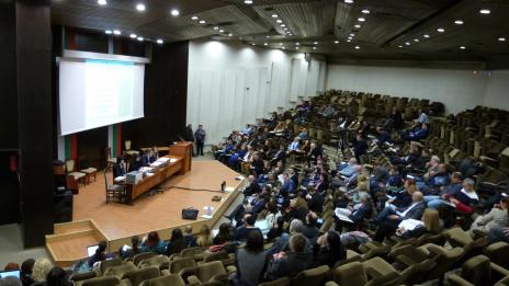 Местят децата от 3 детски градини във Варна