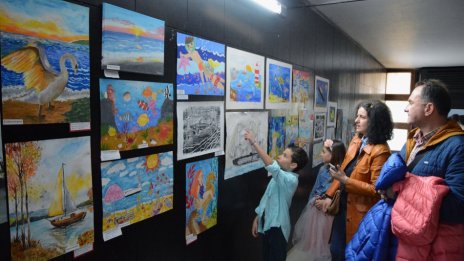 Близо 100 деца от цяла България са отличени в конкурса „Детско море“