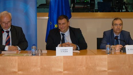 Емил Радев: Актуализация на еврозаконодателството ще улесни работата на библиотеките