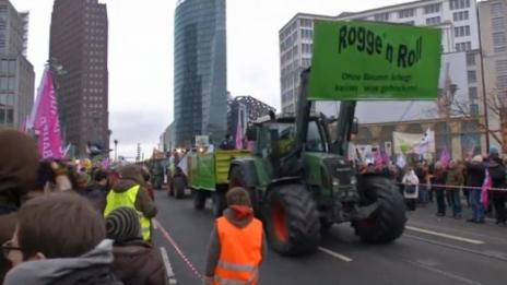 Германците протестираха срещу индустриалното земеделие
