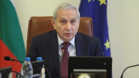 Герджиков назначи още 16 служебни зам.-министри