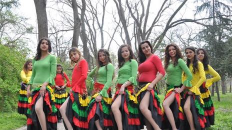 Варненските роми отбелязаха международния си ден (СНИМКИ)