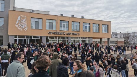 Ученичка от Варна заминава за Солун за финал на най-голямото състезание по английски език в света