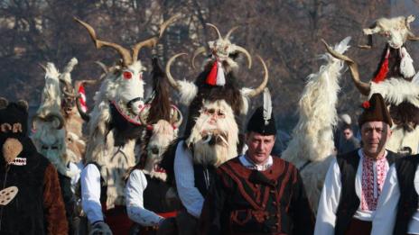 Рекорден брой участници се включиха в „Сурва 2018“