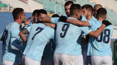 Дунав прати вратар във Втора лига