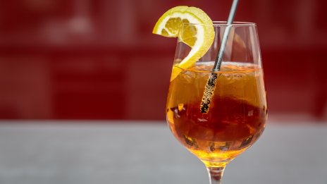 Варна на челно място в класация за... най-евтин аперол в Европа