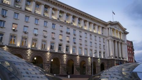 България връща посланика си в Москва след седмица