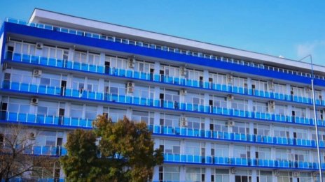 Затварят до дни детската хирургия в МБАЛ "Св. Анна" във Варна