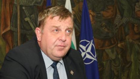 Каракачанов кум и кръстник на трите деца на Пламен Бобоков