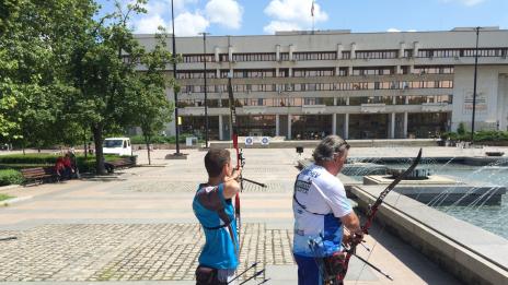 ОСК „Млади стрелци“ 1-ви на международен турнир по стрелба с лък