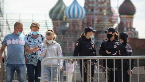 Руснаците обедняват за поредна година