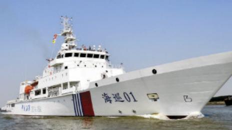 Кораб с китайски моряци акостира в Бургас 